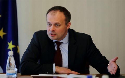 Советника Додона выгнали с заседания парламента Молдовы. По словам спикер парламента Молдовы, Лебединский своим поведением нарушил регламент парламента.