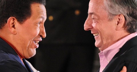 Hugo Chavez (left) and Nestor Kirchner (Right)