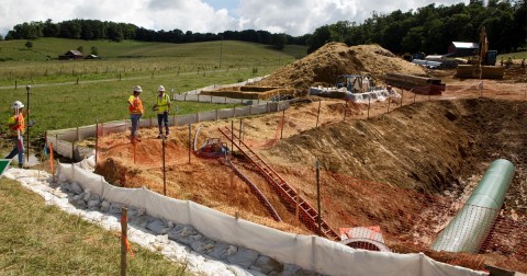 Construction crews work in Roanoke County, Virginia, in June to make a tunnel to run the Mountain Valley Pipeline under a highway. The 4th Circuit Court of Appeals blocked a permit required to temporarily dam four of West Virginia’s rivers on Tuesday. Photo: Heather Rousseau / The Roanoke Times via AP