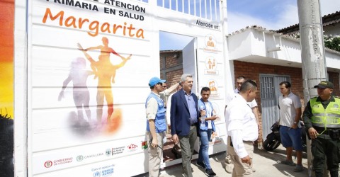 UN's High Emissary Filippo Grandi visiting the Colombia-Venezuela border