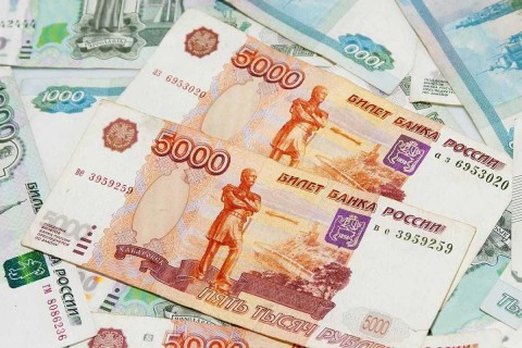 俄羅斯卡爾梅克共和國埃利斯塔市地方法院判決一名試圖賄賂法警的男子20萬盧布的罰款。