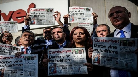 今年各國記者入獄人數破紀錄，土耳其中國最多