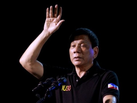 菲律賓總統說，他為保護國家而殺害罪犯