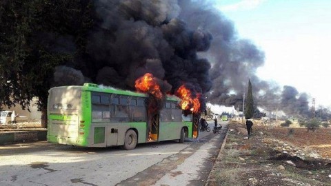 Syrian Observatory: five evacuation buses allowed to pass from Aleppo