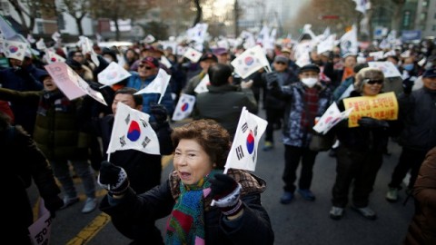 Devotion to impeached leader splits South Korea's Conservatives